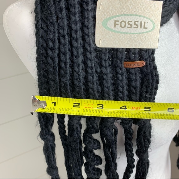 Fossil Scarf Kendall Cableknit Black with Tassels 5” Wide by 64” Long - Picture 9 of 11